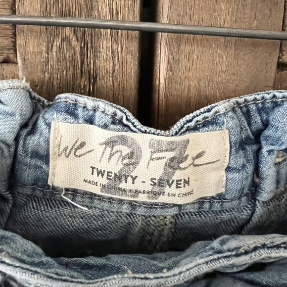 We The Free East of Eden High Rise Raw Hem Waist Tie Denim Min Skirt Size 27 EUC - Picture 4 of 9